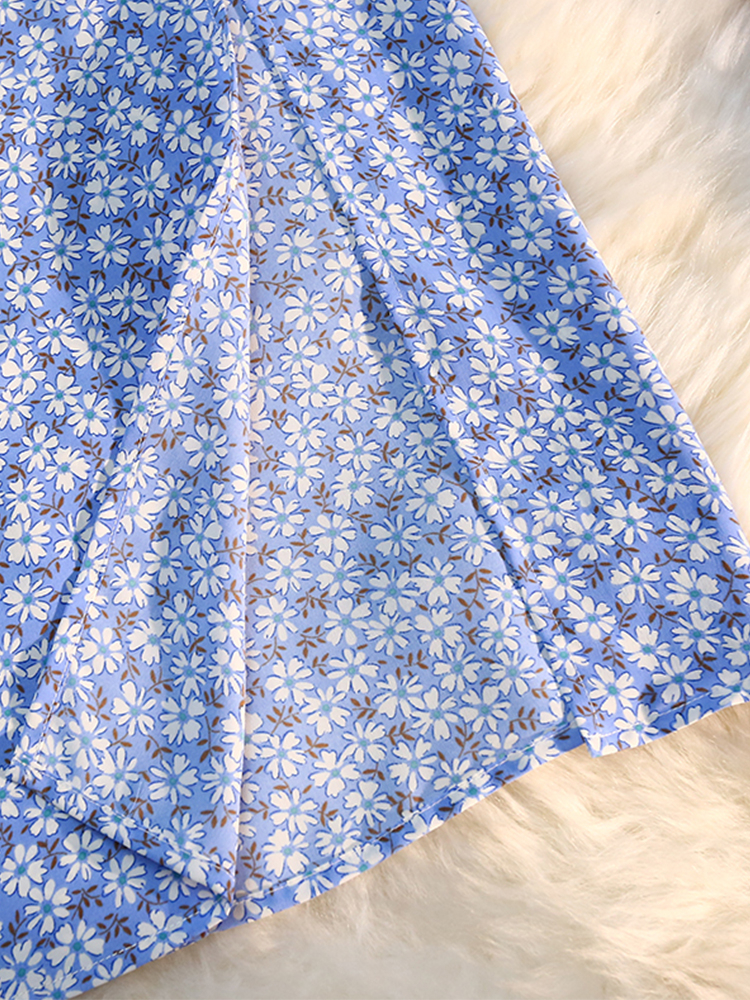 Jupe fleurie bleue fendue sur le côté jupe fleurie bleue fendue sur le cote 5